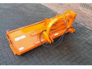 Snipperaars Zware Klepelmaaier met Sideshift