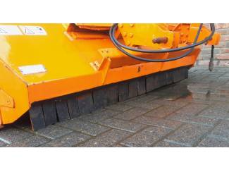Snipperaars Zware Klepelmaaier met Sideshift