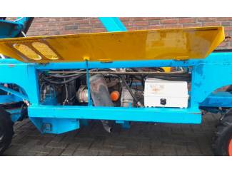 hoogwerkers en plukkoppers Compact Snoeiplateau met Dieselmotor