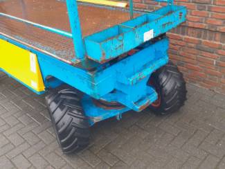 hoogwerkers en plukkoppers Compact Snoeiplateau met Dieselmotor